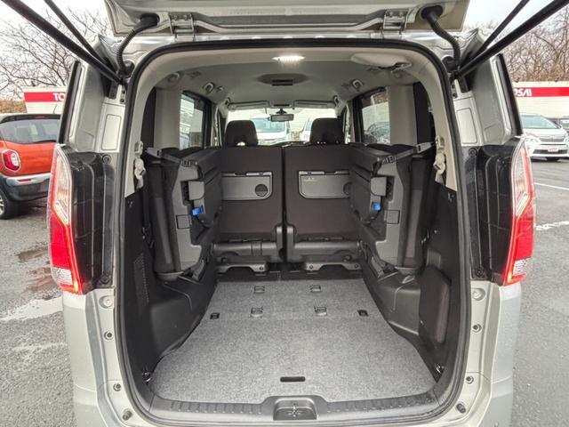 セレナ XV 4WD ハイブリッド 両側電動スライドドア 純正ディスプレイオーディオ 全周囲カメラ プロパイロット インテリジェントルームミラー LEDヘッド シートヒーター ステアリングスイッチ オートライト(47枚目)