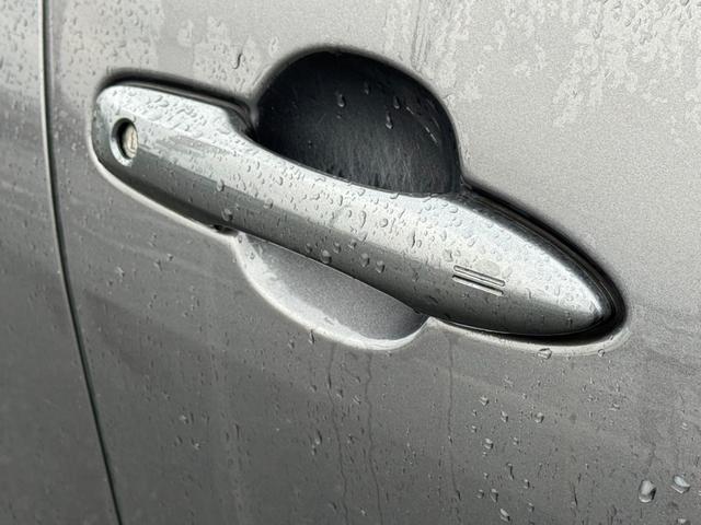 プリウス S 4WD 寒冷地仕様 カロッツェリア製ナビ LEDヘッド フルセグ Bluetooth ETC ステアリングスイッチ オートライト オートエアコン スマートキー 純正革巻きステアリング 電動格納ミラー(30枚目)