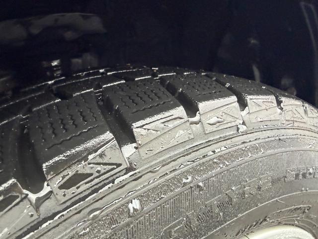 プリウス S 4WD 寒冷地仕様 カロッツェリア製ナビ LEDヘッド フルセグ Bluetooth ETC ステアリングスイッチ オートライト オートエアコン スマートキー 純正革巻きステアリング 電動格納ミラー(58枚目)