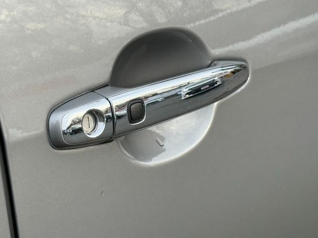 エスティマ アエラス　プレミアム　４ＷＤ　寒冷地仕様　両側電動スライドドア　純正９型ナビ　バックカメラ　セーフティセンスＣ　クルーズコントロール　合皮レザーシート　パワーバックドア　クリアランスソナー　純正オプション１７インチアルミ（31枚目）