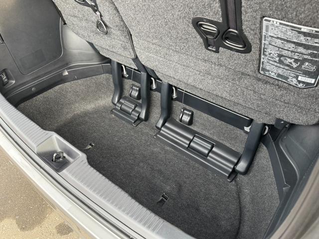 エスティマ アエラス　プレミアム　４ＷＤ　寒冷地仕様　両側電動スライドドア　純正９型ナビ　バックカメラ　セーフティセンスＣ　クルーズコントロール　合皮レザーシート　パワーバックドア　クリアランスソナー　純正オプション１７インチアルミ（59枚目）