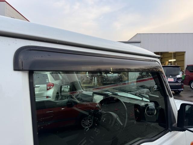 ジムニーシエラ ＪＣ　４ＷＤ　ケンウッド製ナビ　セーフティサポート　クルーズコントロール　スマートキー　シートヒーター　ＬＥＤヘッドライト　フォグライト　レーンキープアシスト　純正１５インチアルミ　ヘッドランプウォッシャー（30枚目）