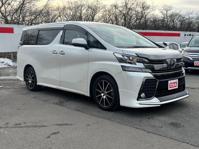 ヴェルファイア ２．５Ｚ　Ａエディション　ゴールデンアイズ　４ＷＤ　モデリスタフルエアロ　両側電動スライドドア　アルパイン製１１型メモリーナビ　バックカメラ　衝突軽減装置　レーダークルーズ　合皮レザーシート　パワーバックドア　ＡＣ１００Ｖ電源　コーナーセンサー（19枚目）