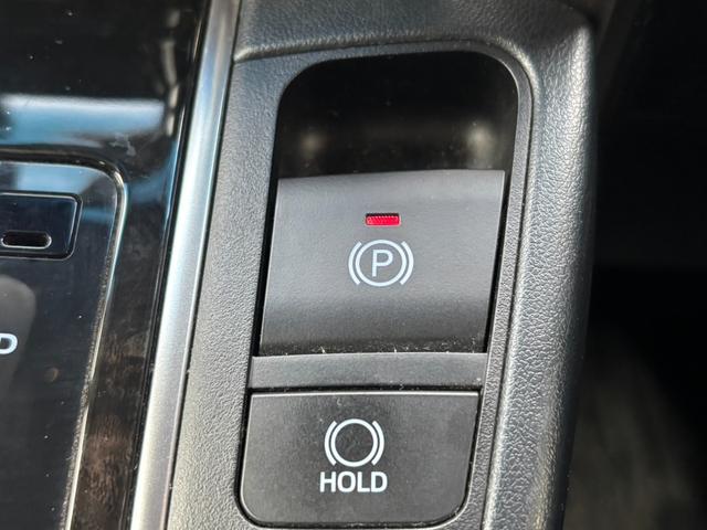 ヴェルファイア ２．５Ｚ　Ａエディション　ゴールデンアイズ　４ＷＤ　モデリスタフルエアロ　両側電動スライドドア　アルパイン製１１型メモリーナビ　バックカメラ　衝突軽減装置　レーダークルーズ　合皮レザーシート　パワーバックドア　ＡＣ１００Ｖ電源　コーナーセンサー（32枚目）