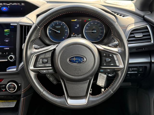 ＸＶ アドバンス　４ＷＤ　純正メモリーナビ　バックカメラ　サイドカメラ　アイサイトコアテクノロジー　レーダークルーズ　合皮レザーシート　パワーシート　ＬＥＤヘッドライト　ＬＥＤフォグ　純正１８インチアルミ（13枚目）