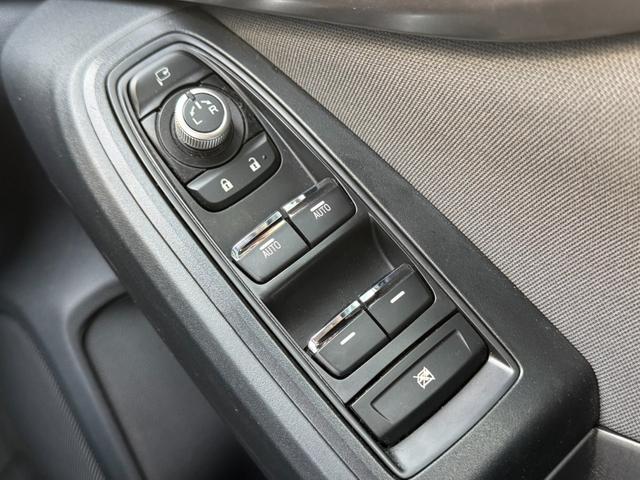 ＸＶ アドバンス　４ＷＤ　純正メモリーナビ　バックカメラ　サイドカメラ　アイサイトコアテクノロジー　レーダークルーズ　合皮レザーシート　パワーシート　ＬＥＤヘッドライト　ＬＥＤフォグ　純正１８インチアルミ（48枚目）