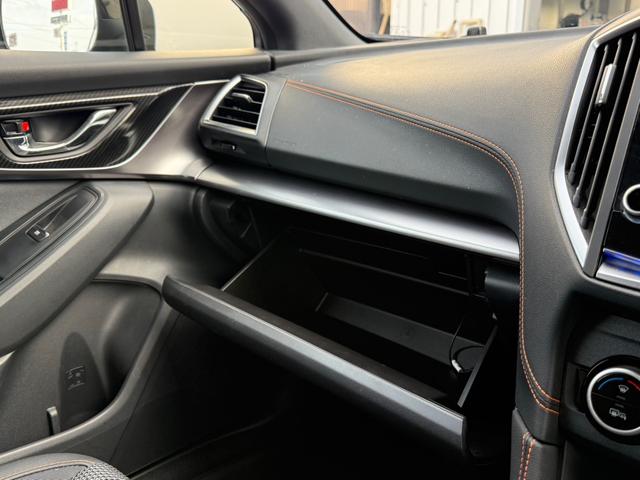 ＸＶ アドバンス　４ＷＤ　純正メモリーナビ　バックカメラ　サイドカメラ　アイサイトコアテクノロジー　レーダークルーズ　合皮レザーシート　パワーシート　ＬＥＤヘッドライト　ＬＥＤフォグ　純正１８インチアルミ（56枚目）