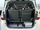 ラゲッジルームは、大容量のスペースを確保。普段のお買い物からレジャーまで、幅広く活躍してくれます!また、リアシートを倒すことでバリエーション豊かにお使いいただけます。
