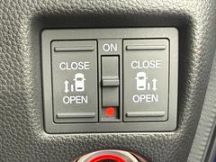 ��ξ¦�ѥ���饤�ɥɥ��ۥ��ޡ��ȥ����䱿ž�ʤΥ����å��Ǹ���ξ¦���饤�ɥɥ��γ��Ĥ���ǽ����ư�������Ϥ�����ƥɥ��򳫤���ɬ�פ�̵���������ʤ����ͤǤ��ñ�˳����Ĥ�Ǥ���Ŭ�Ǥ��� 3