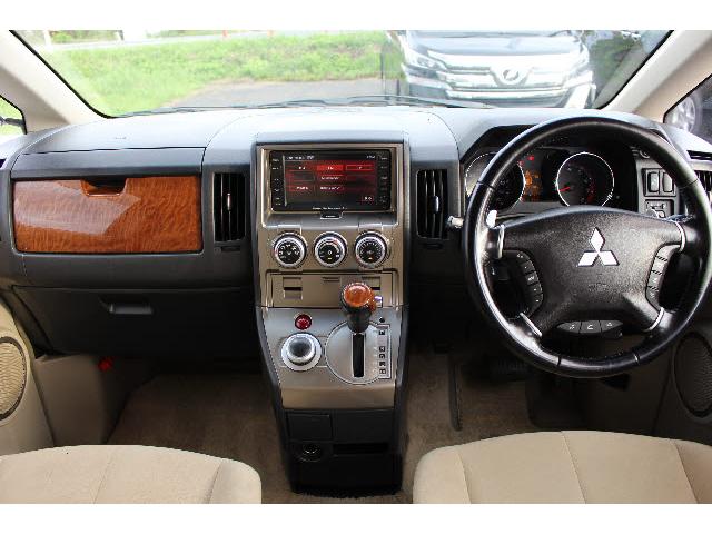 4WD GナビPKG 純正HDDナビ 左側オートSD(3枚目)
