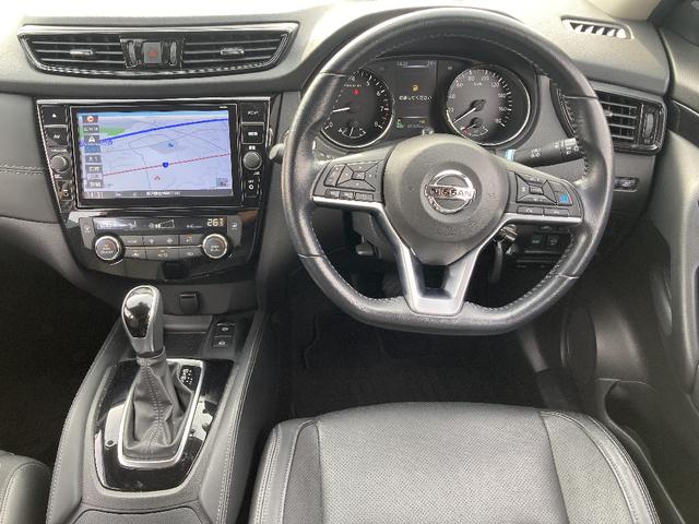 エクストレイル ２０Ｘｉ　レザーエディション　Ｖセレクション　メモリーナビ　ＤＶＤ再生　Ｂｌｕｅｔｏｏｔｈ　電動リアゲート　衝突被害軽減システム　フルセグ　バックカメラ　ＥＴＣ　ＬＥＤヘッドランプ　スマートキー　キーレス　クリアランスソナー／バックソナー　４ＷＤ（4枚目）