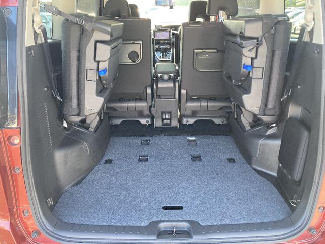 セレナ ハイウェイスター　Ｖセレクション　４ＷＤ　メモリーナビ　ＤＶＤ再生　Ｂｌｕｅｔｏｏｔｈ　両側電動スライド　衝突被害軽減システム　フルセグ　ＥＴＣ　スマートキー　キーレス　アイドリングストップ　フルエアロ　オートライト（18枚目）