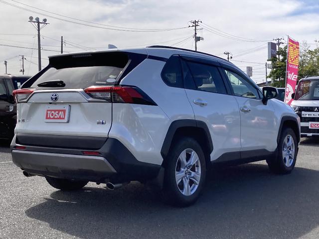 ＲＡＶ４ ハイブリッドＧ　メモリーナビ　ＤＶＤ再生　Ｂｌｕｅｔｏｏｔｈ　衝突被害軽減システム　フルセグ　バックカメラ　ＥＴＣ　ＬＥＤヘッドランプ　スマートキー　キーレス　レーンアシスト　オートマチックハイビーム　シートヒーター（2枚目）