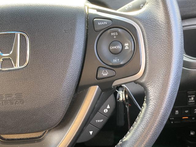 フリード Ｇ・ホンダセンシング　メモリーナビ　ＤＶＤ再生　Ｂｌｕｅｔｏｏｔｈ　両側電動スライド　衝突被害軽減システム　フルセグ　バックカメラ　ＥＴＣ　ＬＥＤヘッドランプ　スマートキー　キーレス　シートヒーター　４ＷＤ　ＵＳＢジャック（11枚目）