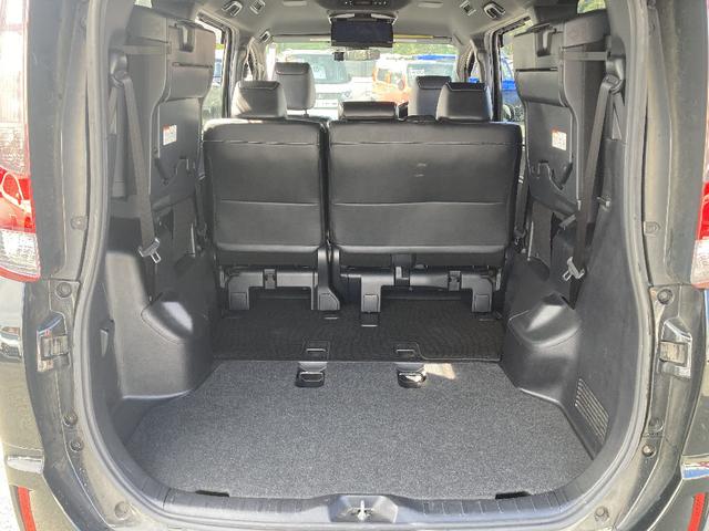 エスクァイア Ｇｉ　ブラックテーラード　４ＷＤ　メモリーナビ　後席モニター　Ｂｌｕｅｔｏｏｔｈ　両側電動スライド　フルセグ　バックカメラ　ＥＴＣ　ＬＥＤヘッドランプ　スマートキー　キーレス　盗難防止装置　オートライト（16枚目）