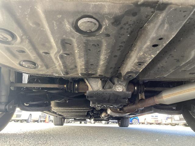 エスクァイア Ｇｉ　ブラックテーラード　４ＷＤ　メモリーナビ　後席モニター　Ｂｌｕｅｔｏｏｔｈ　両側電動スライド　フルセグ　バックカメラ　ＥＴＣ　ＬＥＤヘッドランプ　スマートキー　キーレス　盗難防止装置　オートライト（28枚目）