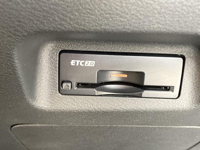 エクストレイル Ｇ　ｅ－４ＯＲＣＥ　４ＷＤ　ワンオーナー　メモリーナビ　Ｂｌｕｅｔｏｏｔｈ　電動リアゲート　フルセグ　ＥＴＣ　ＬＥＤヘッドランプ　電動シート　シートヒーター（12枚目）