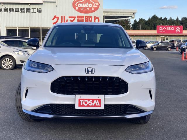 ZR-V e:HEV Z 4WD ワンオーナー 禁煙車 メモリーナビ Bluetooth 電動リアゲート 衝突被害軽減システム フルセグ ETC LEDヘッドランプ 盗難防止装置 電動シート シートヒーター オートライト(19枚目)