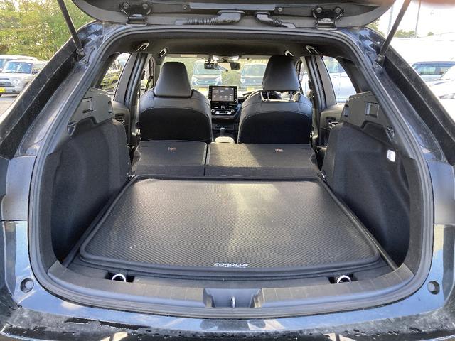 カローラツーリング ハイブリッド ダブルバイビー 4WD メモリーナビ DVD再生 衝突被害軽減システム ETC LEDヘッドランプ スマートキー キーレス オートクルーズコントロール 盗難防止装置 シートヒーター(18枚目)