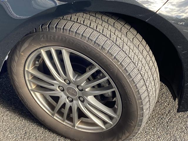 カローラツーリング ハイブリッド ダブルバイビー 4WD メモリーナビ DVD再生 衝突被害軽減システム ETC LEDヘッドランプ スマートキー キーレス オートクルーズコントロール 盗難防止装置 シートヒーター(26枚目)