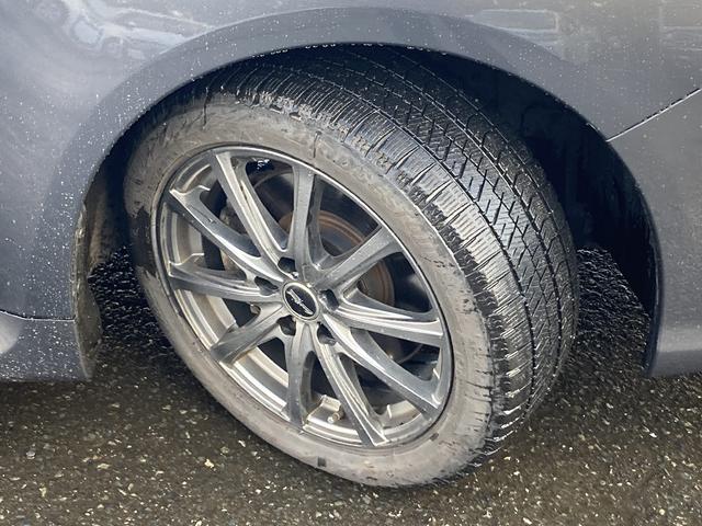 レヴォーグ 1.6GT-Sアイサイト 4WD メモリーナビ DVD再生 Bluetooth 衝突被害軽減システム フルセグ ETC LEDヘッドランプ スマートキー キーレス 盗難防止装置 アイドリングストップ フルエアロ オートライト(26枚目)