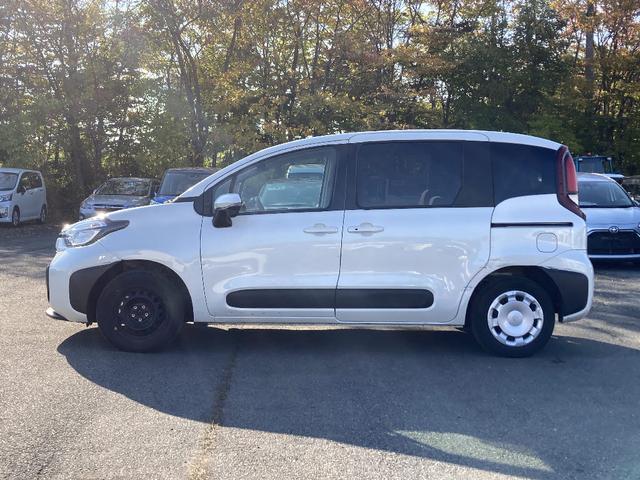 シエンタ ハイブリッドＸ　メモリーナビ　Ｂｌｕｅｔｏｏｔｈ　片側電動スライド　衝突被害軽減システム　バックカメラ　ＥＴＣ　スマートキー　キーレス　クリアランスソナー／バックソナー　オートマチックハイビーム　盗難防止装置　４ＷＤ（24枚目）