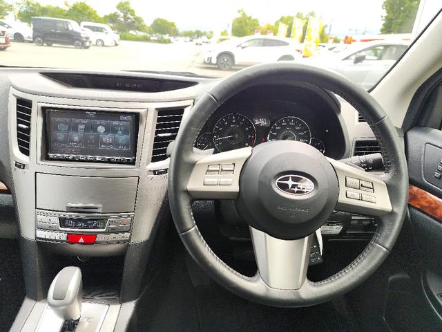 レガシィツーリングワゴン 2.5GTアイサイト 4WD HDDナビ フルセグ バックカメラ ETC HIDヘッドライト スマートキー キーレス 電動シート(3枚目)