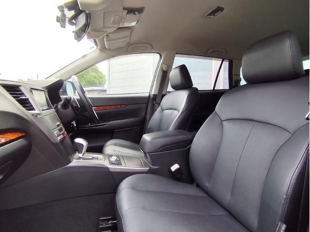 レガシィツーリングワゴン 2.5GTアイサイト 4WD HDDナビ フルセグ バックカメラ ETC HIDヘッドライト スマートキー キーレス 電動シート(9枚目)