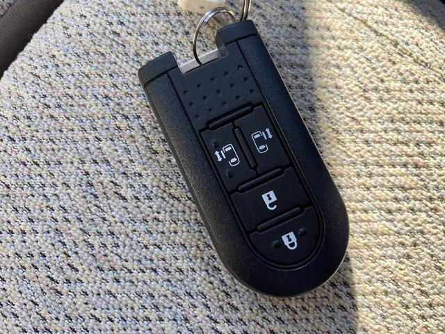 ムーヴキャンバス Xリミテッド SAIII メモリーナビ Bluetooth 両側電動スライド 衝突被害軽減システム オートマチックハイビーム 盗難防止装置 アイドリングストップ ベンチシート 4WD USBジャック オートライト(13枚目)