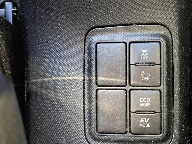 アクア Ｓ　メモリーナビ　Ｂｌｕｅｔｏｏｔｈ　衝突被害軽減システム　ワンセグ　バックカメラ　ＥＴＣ　スマートキー　キーレス　オートマチックハイビーム　盗難防止装置　アイドリングストップ（15枚目）