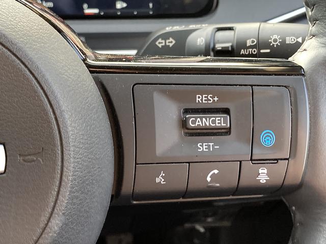 オーラ Ｇ　ＦＯＵＲ　４ＷＤ　ワンオーナー　メモリーナビ　Ｂｌｕｅｔｏｏｔｈ　衝突被害軽減システム　フルセグ　ＥＴＣ　ＬＥＤヘッドランプ　スマートキー　キーレス　クリアランスソナー／バックソナー　オートマチックハイビーム（10枚目）