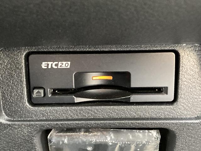 オーラ Ｇ　ＦＯＵＲ　４ＷＤ　ワンオーナー　メモリーナビ　Ｂｌｕｅｔｏｏｔｈ　衝突被害軽減システム　フルセグ　ＥＴＣ　ＬＥＤヘッドランプ　スマートキー　キーレス　クリアランスソナー／バックソナー　オートマチックハイビーム（11枚目）