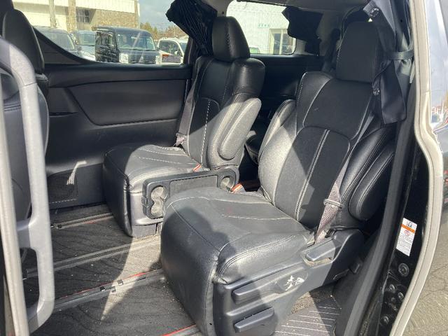 アルファード ２．５Ｓ　Ａパッケージ　４ＷＤ　ワンオーナー　禁煙車　メモリーナビ　後席モニター　ＤＶＤ再生　Ｂｌｕｅｔｏｏｔｈ　両側電動スライド　フルセグ　バックカメラ　ＥＴＣ　スマートキー　キーレス　ミュージックサーバー　フルエアロ（17枚目）