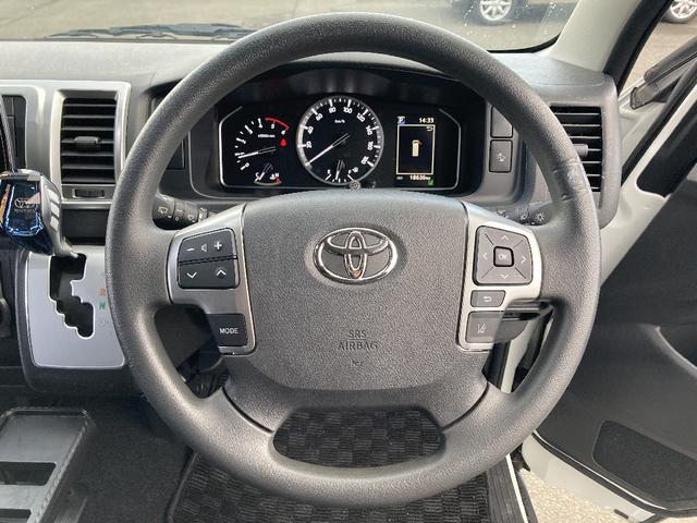 ハイエースバン ロングスーパーＧＬ　４ＷＤ　ワンオーナー　メモリーナビ　ＤＶＤ再生　Ｂｌｕｅｔｏｏｔｈ　両側電動スライド　衝突被害軽減システム　フルセグ　バックカメラ　ＥＴＣ　ＬＥＤヘッドランプ　スマートキー　オートマチックハイビーム（17枚目）