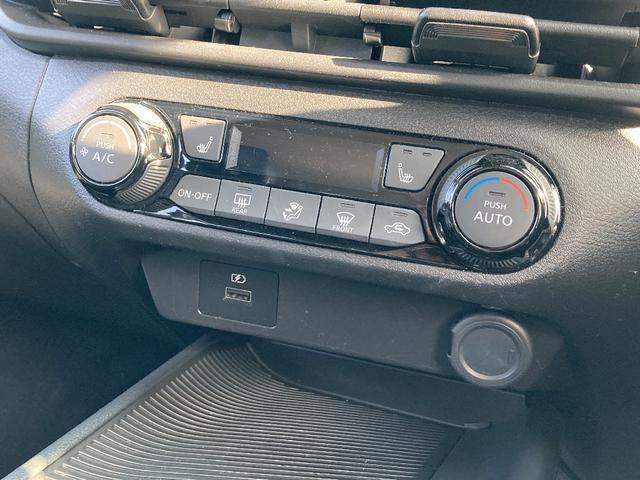 ノート オーテック　ＦＯＵＲ　Ｂｌｕｅｔｏｏｔｈ　衝突被害軽減システム　ＥＴＣ　ＬＥＤヘッドランプ　スマートキー　キーレス　オートマチックハイビーム　盗難防止装置　シートヒーター　４ＷＤ　オートライト（6枚目）