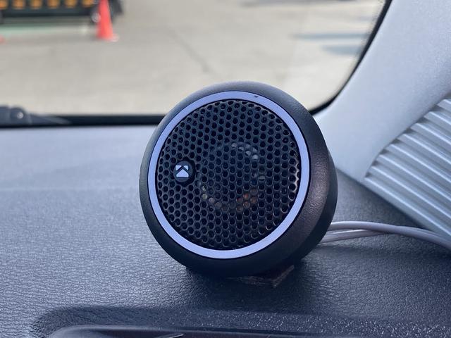 ノート オーテック　ＦＯＵＲ　Ｂｌｕｅｔｏｏｔｈ　衝突被害軽減システム　ＥＴＣ　ＬＥＤヘッドランプ　スマートキー　キーレス　オートマチックハイビーム　盗難防止装置　シートヒーター　４ＷＤ　オートライト（22枚目）