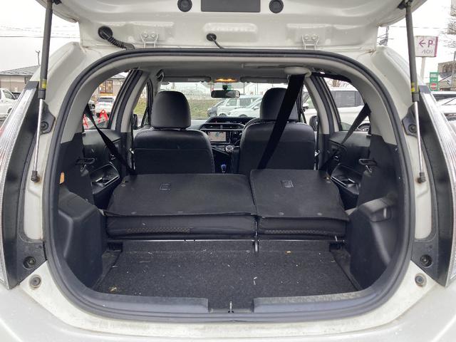 アクア Ｘ－アーバン　メモリーナビ　Ｂｌｕｅｔｏｏｔｈ　ワンセグ　バックカメラ　ＥＴＣ　スマートキー　キーレス　ミュージックサーバー（17枚目）