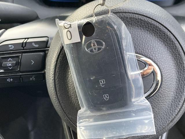 アクア Ｂ　純正ディスプレイオーディオ　Ｂｌｕｅｔｏｏｔｈ　衝突被害軽減システム　バックカメラ　ＬＥＤヘッドランプ　オートマチックハイビーム　ＵＳＢジャック　オートライト（13枚目）