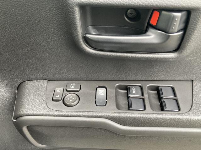 ハスラー ハイブリッドＧ　４ＷＤ　全方位モニター付メモリーナビゲーション　レーダークルーズ　ヒルディセントコントロール　ステアスイッチ　サイドミラーヒーター　　ＬＥＤ　ＡＡＣ　前席シートヒーター　衝突軽減ブレーキ（12枚目）