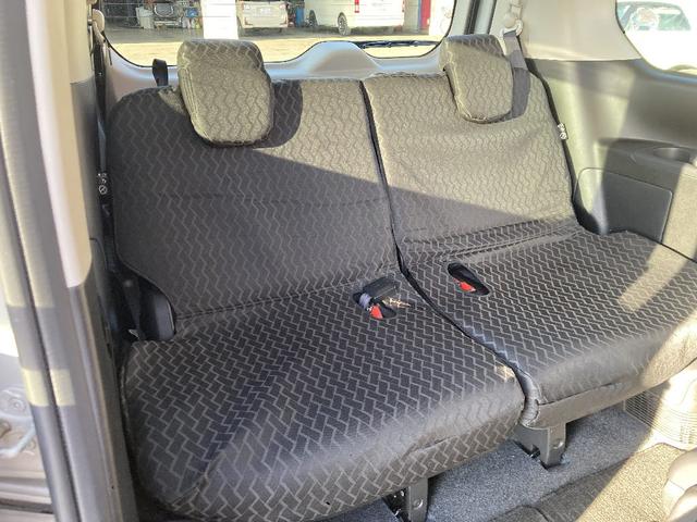 セレナ B 4WD リースUP 社外メモリーナビ 全方位カメラ CD インテリジェントキー 横滑り防止 クルーズコントロール リアオートエアコン エマージェンシーブレーキ(15枚目)