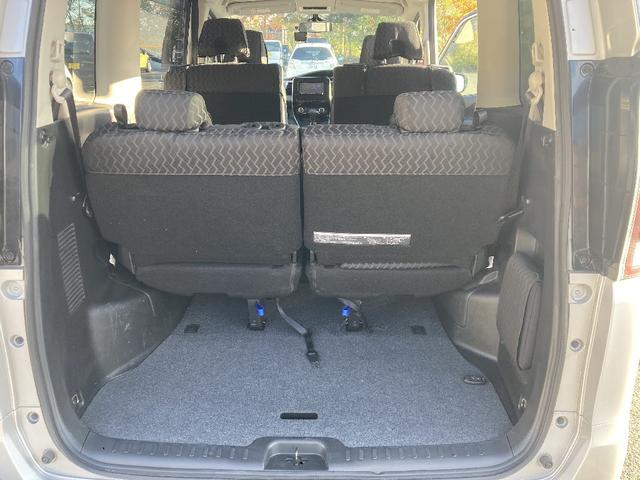 セレナ B 4WD リースUP 社外メモリーナビ 全方位カメラ CD インテリジェントキー 横滑り防止 クルーズコントロール リアオートエアコン エマージェンシーブレーキ(18枚目)