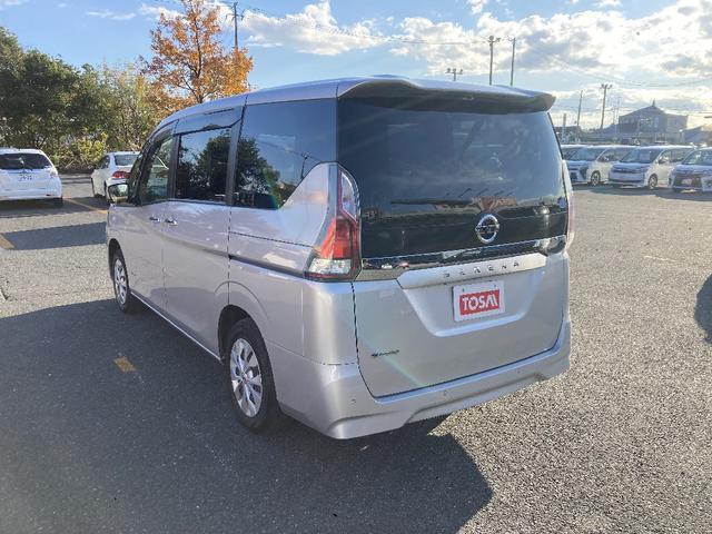 セレナ B 4WD リースUP 社外メモリーナビ 全方位カメラ CD インテリジェントキー 横滑り防止 クルーズコントロール リアオートエアコン エマージェンシーブレーキ(22枚目)