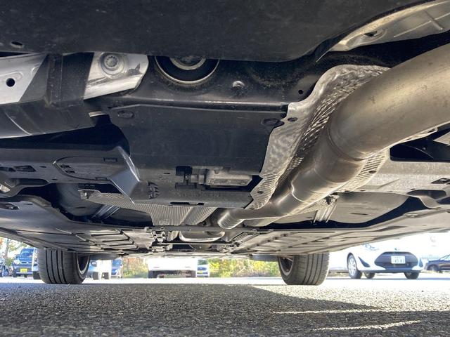 GLAクラス GLA200d 4マチック AMGラインパッケージ 4WD 当社直接買取車 10.25インチコックピットディスプレイ ワンオーナー 純正HDDナビ 全方位カメラ レザーシート パワーバックドア LEDライト ターボ クリーンディーゼル(27枚目)