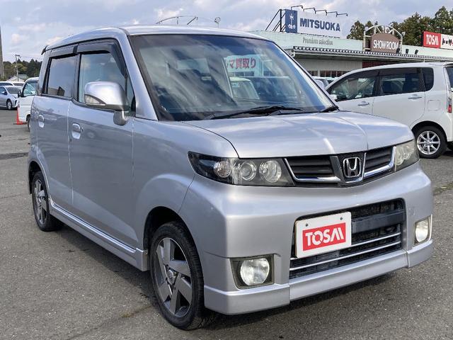 ゼストスパーク W 4WD ワンオーナー 純正Bモニター付CDデッキ スマートキー ABS HIDヘッドライト/フロントフォグ 純正14AW イモビライザー オートAC ハーフシェイドフロントガラス ドアミラーウインカー(17枚目)