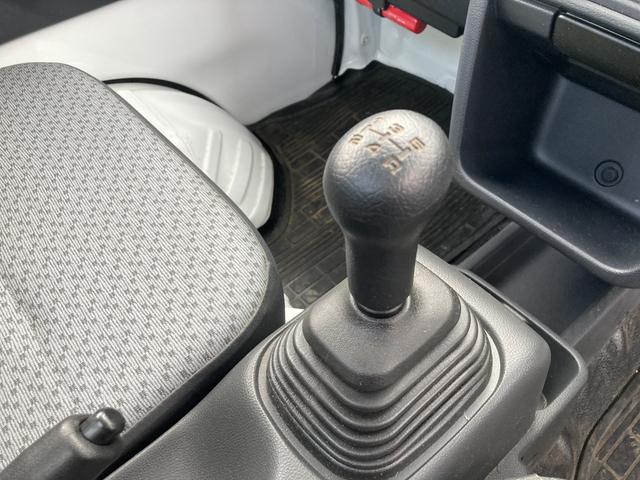 キャリイトラック KCエアコン・パワステ KC 4WD ライトレベライザー 5速マニュアル ワンオーナー(12枚目)
