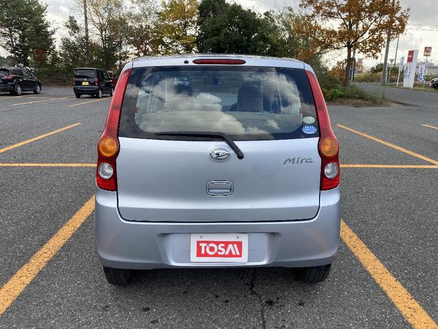 ミラ Ｘスペシャル　４ＷＤ　マニュアル５速　純正ＣＤ　　ラジオ　キーレス　ＡＢＳ　ヘッドライトレベライザ（18枚目）