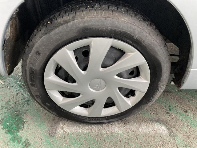 ミラ Ｘスペシャル　４ＷＤ　マニュアル５速　純正ＣＤ　　ラジオ　キーレス　ＡＢＳ　ヘッドライトレベライザ（24枚目）