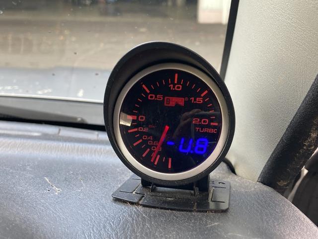 ジムニー ランドベンチャー 4WD ターボ 5速マニュアル ストラーダSDナビフルセグDVD再生B-T接続 モンスタースポーツマフラー 社外サス HIDライト 純正アルミ シートヒーター(9枚目)