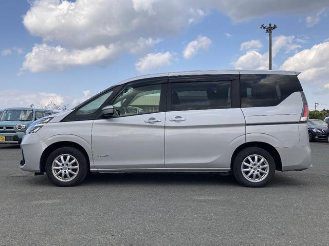 セレナ 　４ＷＤ　Ｂ　クルーズコントロール　純正アルミ　リアオートエアコン　リアオートエアコン　３列目ヒーターダクト　４ＳＰＫ　標識探知機能　踏み間違い防止　車線逸脱警報　エマージェンシーブレーキ（2枚目）