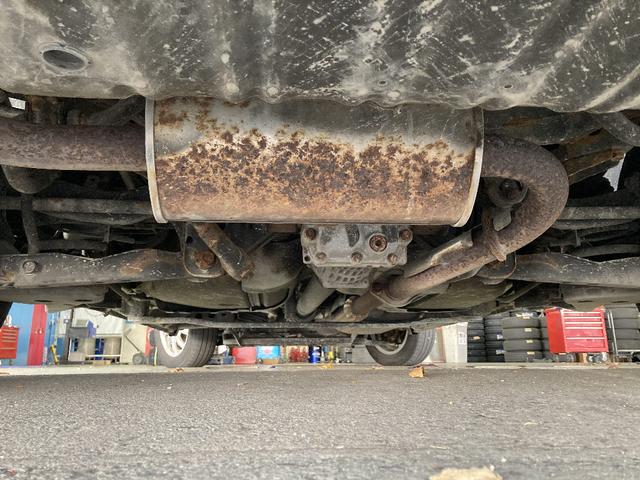 セレナ 　４ＷＤ　Ｂ　クルーズコントロール　純正アルミ　リアオートエアコン　リアオートエアコン　３列目ヒーターダクト　４ＳＰＫ　標識探知機能　踏み間違い防止　車線逸脱警報　エマージェンシーブレーキ（13枚目）